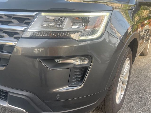 2018 Ford Explorer XLT photo 13