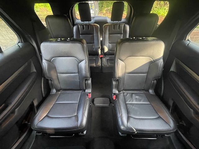 2018 Ford Explorer XLT photo 25