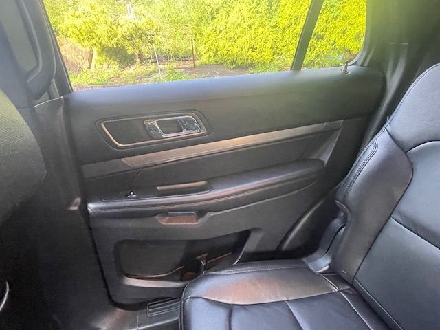 2018 Ford Explorer XLT photo 26
