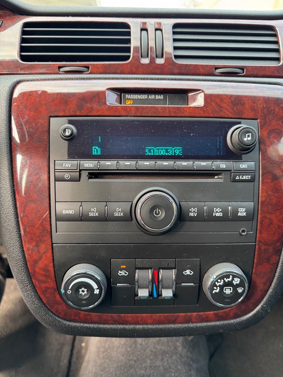 2009 Chevrolet Impala photo 22