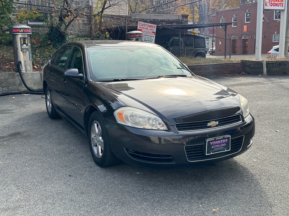 2009 Chevrolet Impala photo 3