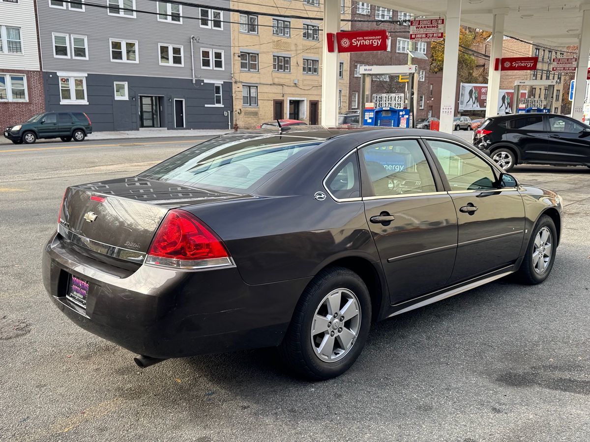 2009 Chevrolet Impala photo 5