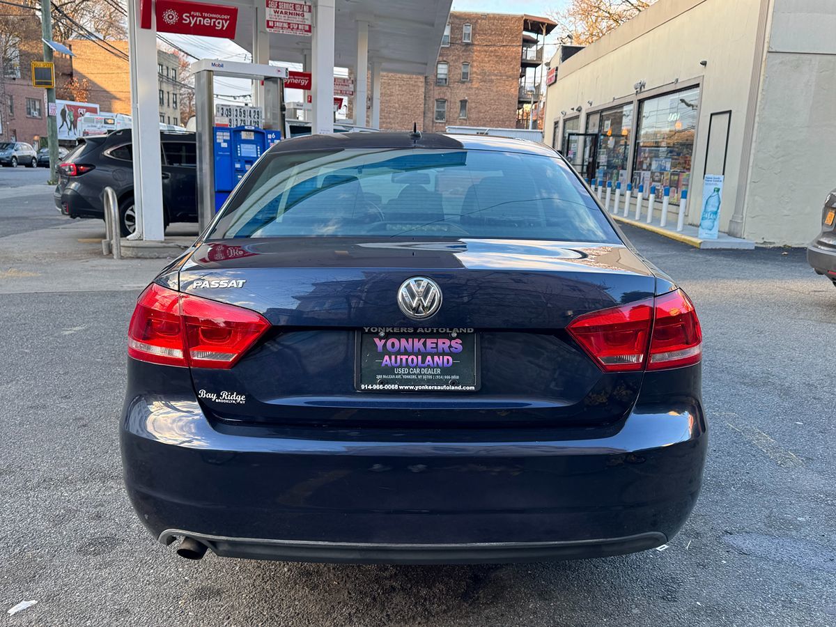 2012 Volkswagen Passat photo 4