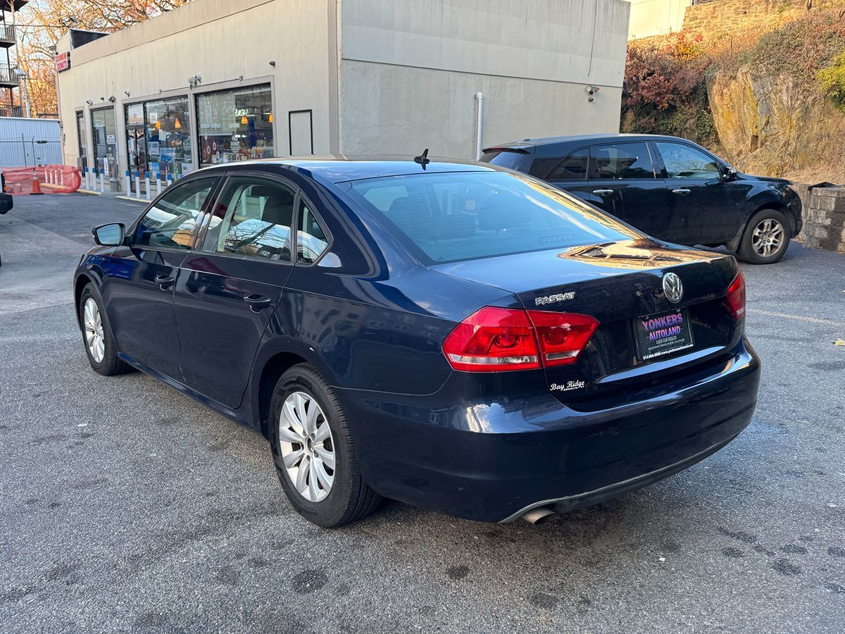 2012 Volkswagen Passat photo 3
