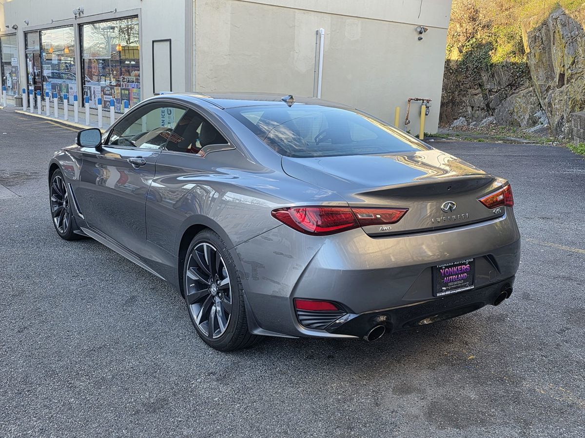 2017 Infiniti Q60 3.0t Premium photo 3