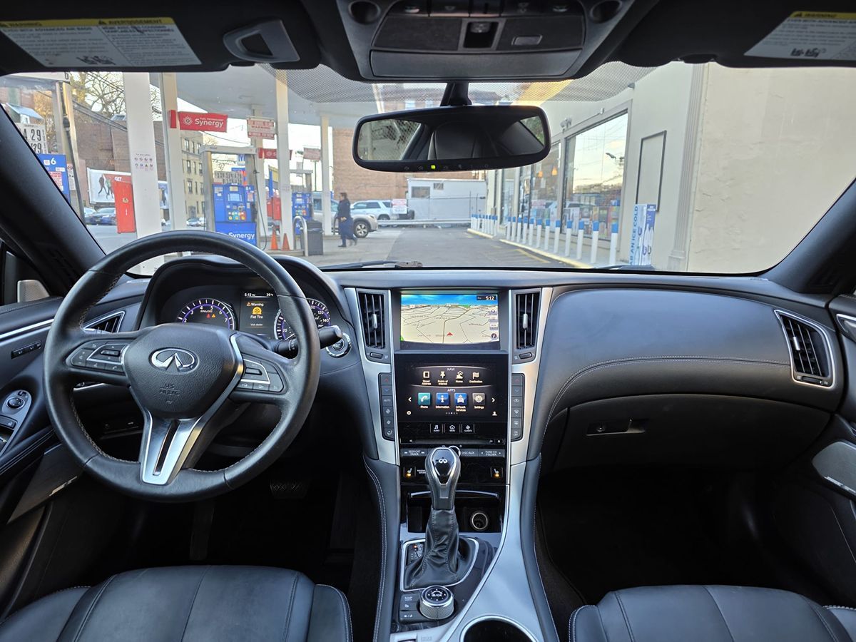 2017 Infiniti Q60 3.0t Premium photo 25