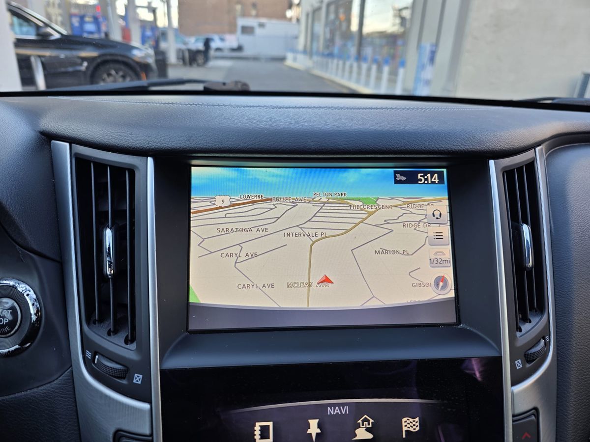 2017 Infiniti Q60 3.0t Premium photo 33