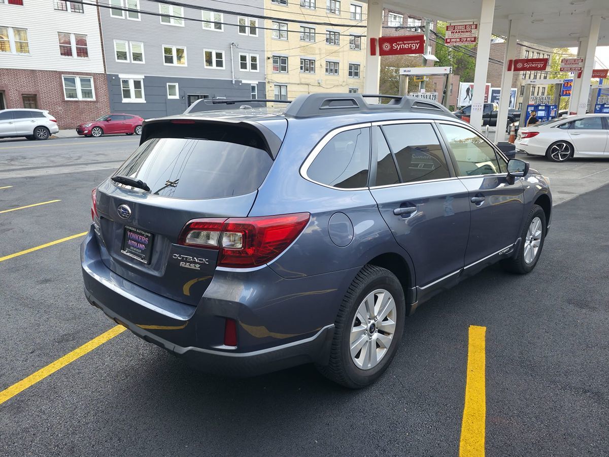 2015 Subaru Outback 2.5i Premium photo 4