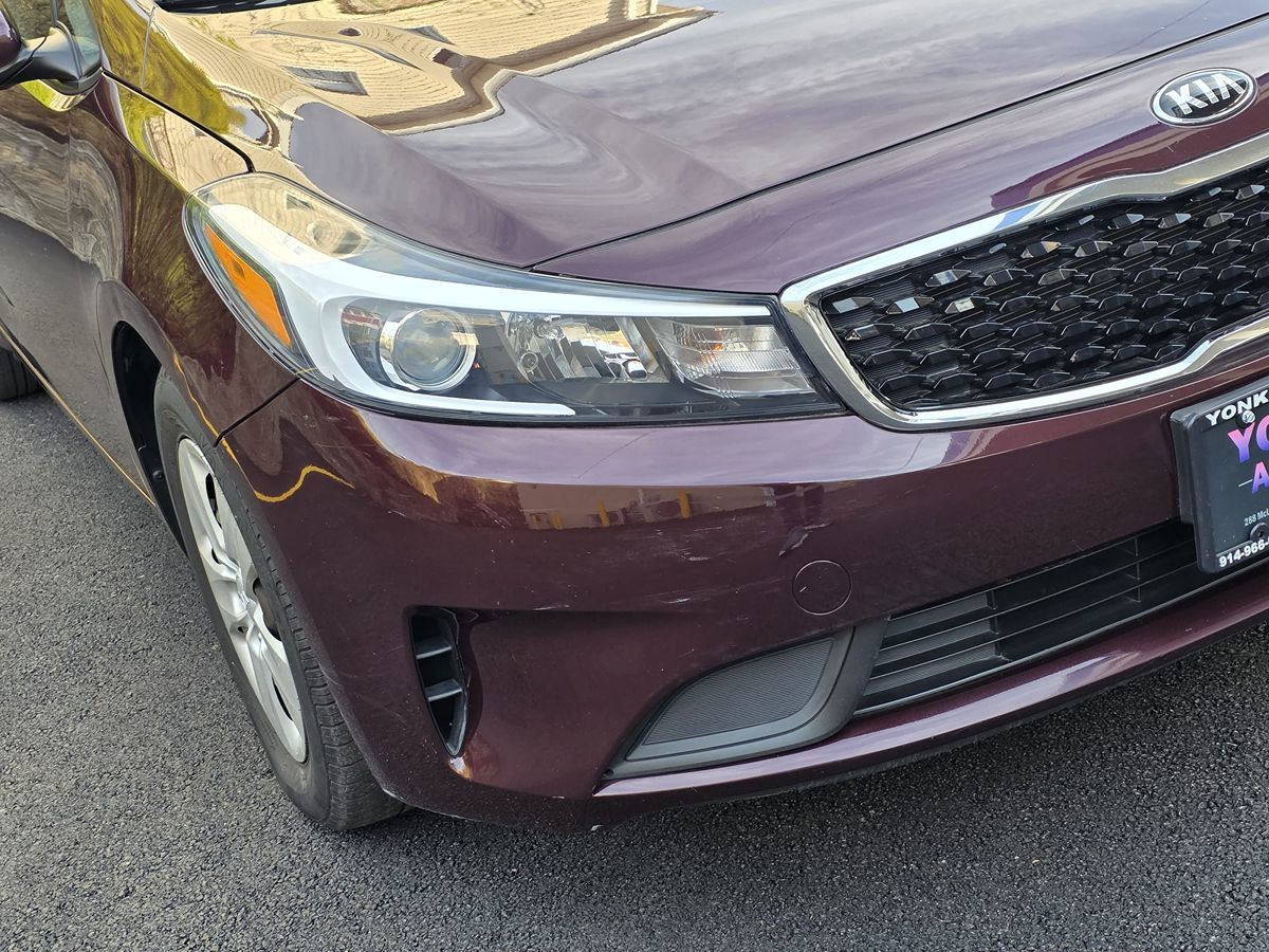 2018 Kia Forte LX photo 9