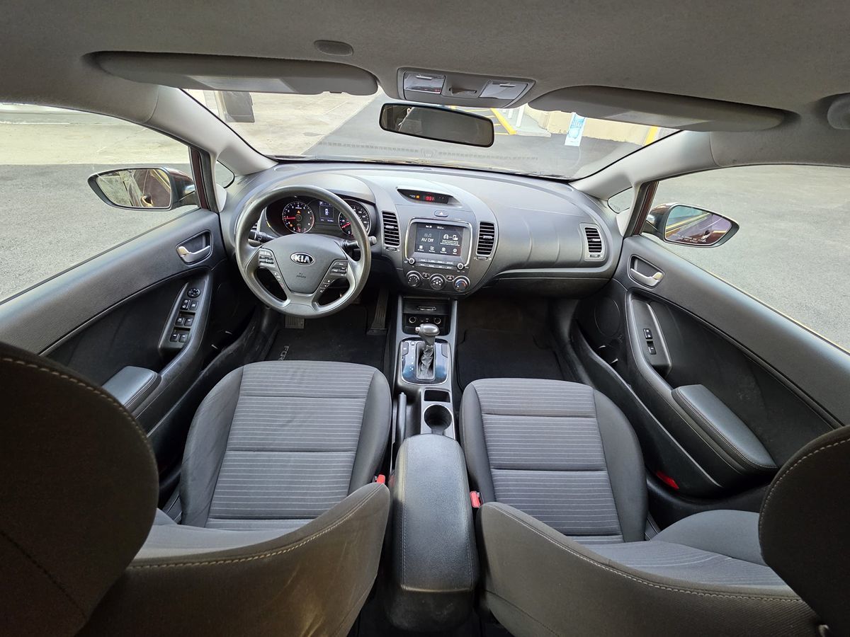 2018 Kia Forte LX photo 20