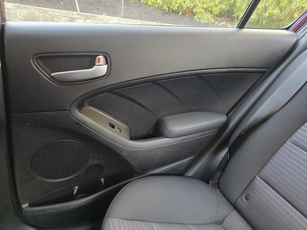2018 Kia Forte LX photo 23