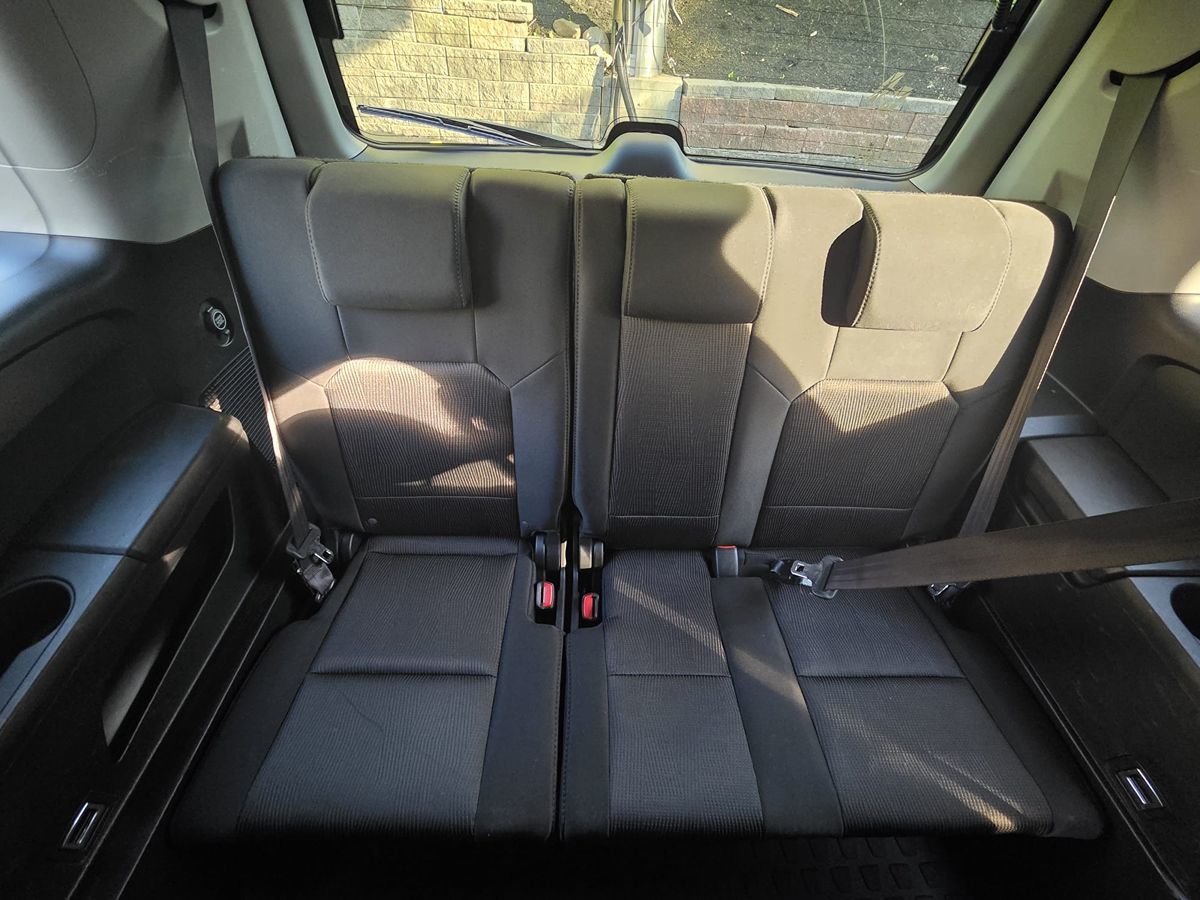 2011 Honda Pilot EX photo 27