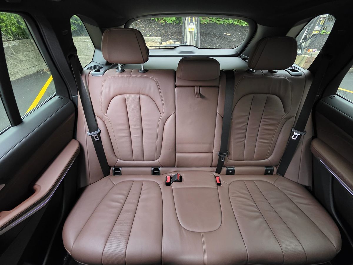 2020 BMW X5 M50i - Photo 18