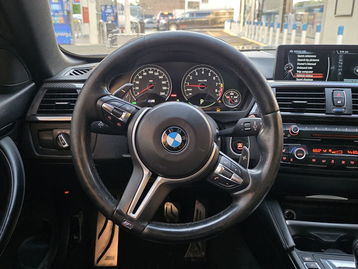 2015 Bmw M4 Convertible photo 22
