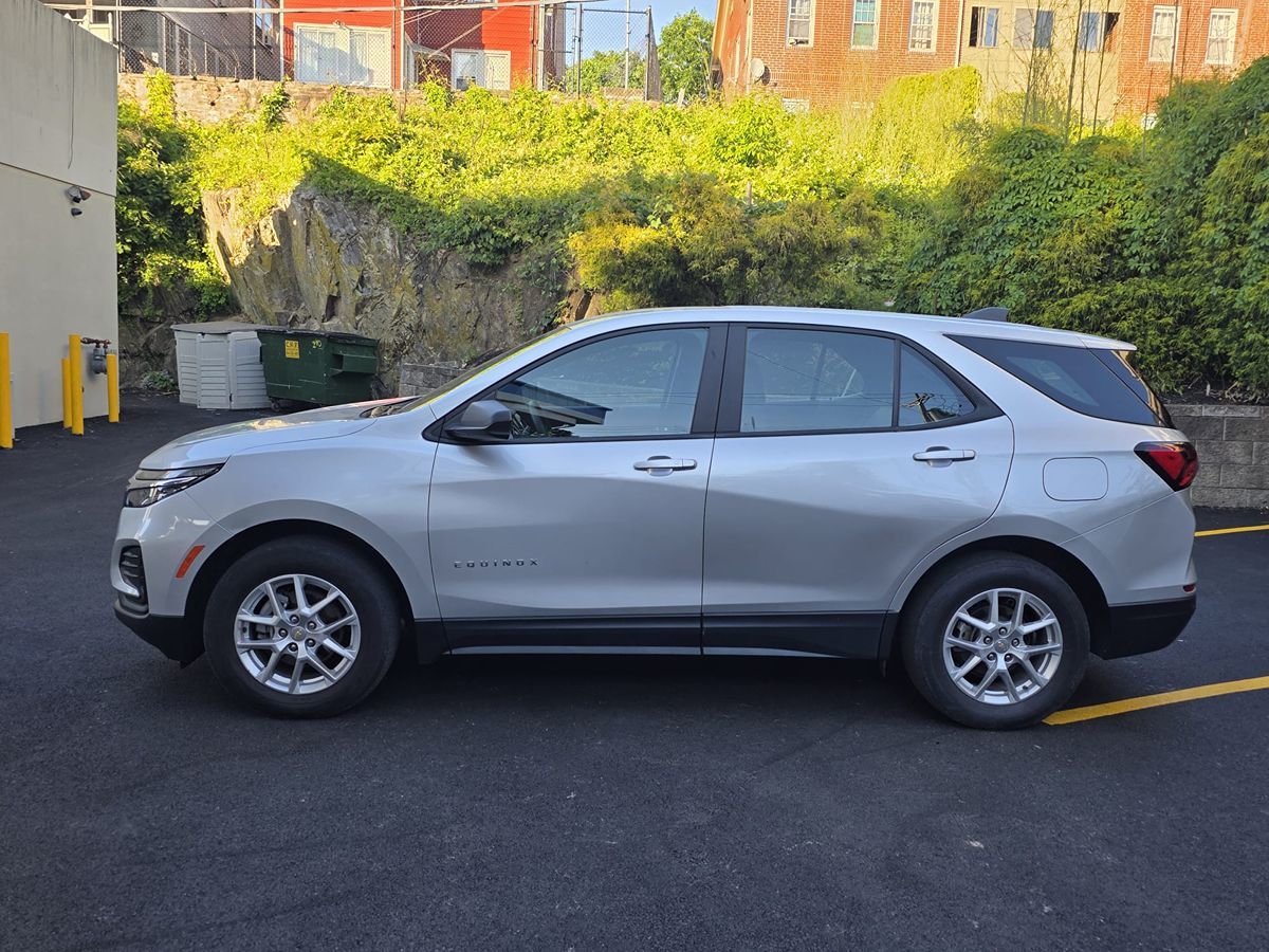 2022 Chevrolet Equinox 1FL - Photo 2