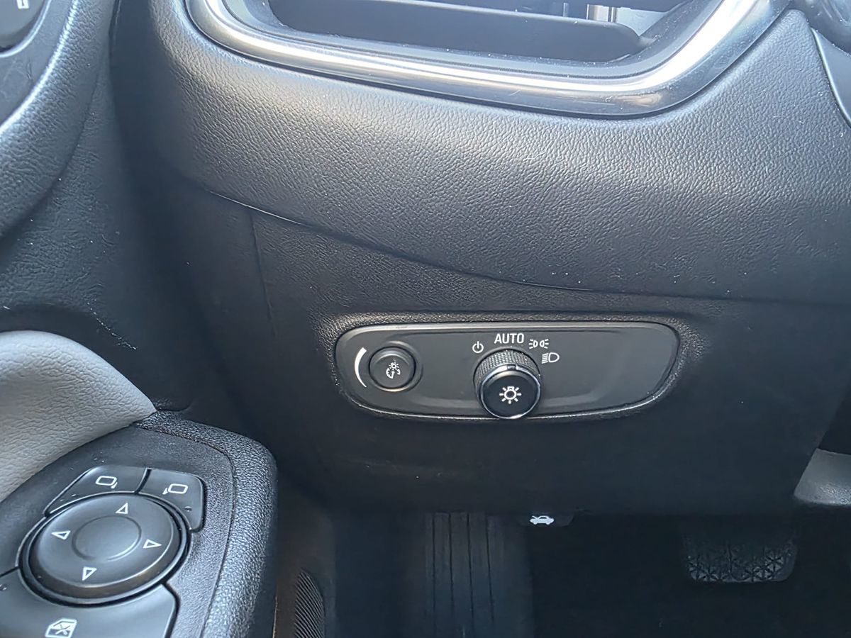 2022 Chevrolet Equinox 1FL - Photo 32