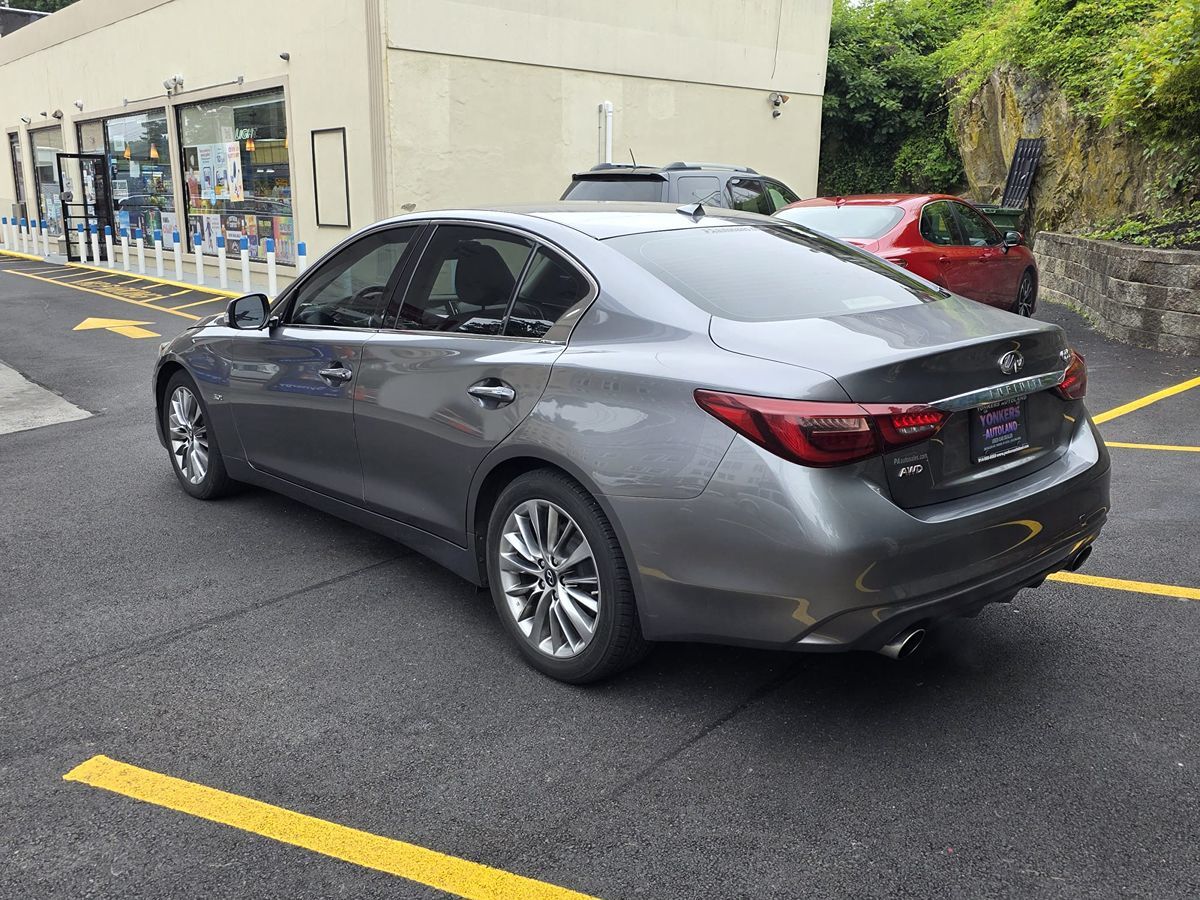 2019 Infiniti Q50 3.0t LUXE photo 3
