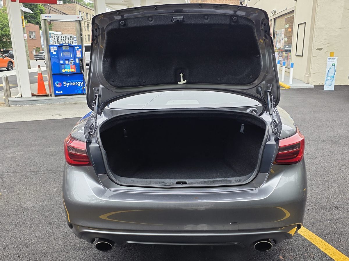 2019 Infiniti Q50 3.0t LUXE photo 16