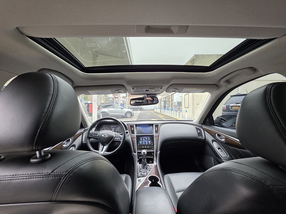 2019 Infiniti Q50 3.0t LUXE photo 34
