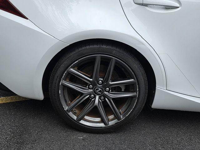 2016 Lexus IS 300 F SPORT photo 13