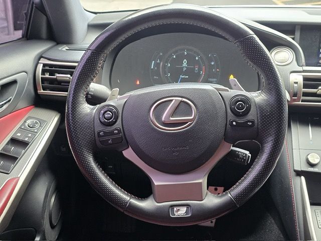 2016 Lexus IS 300 F SPORT photo 26
