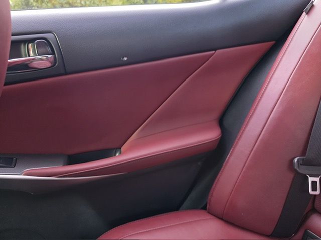 2016 Lexus IS 300 F SPORT photo 30