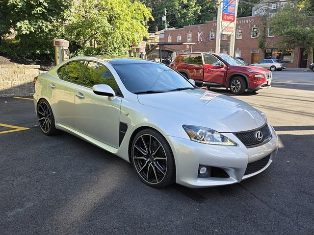 2011 Lexus IS F - Photo 6