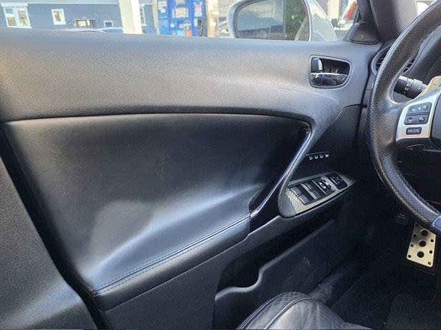 2011 Lexus IS F - Photo 26
