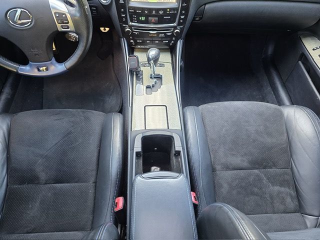 2011 Lexus IS F - Photo 29