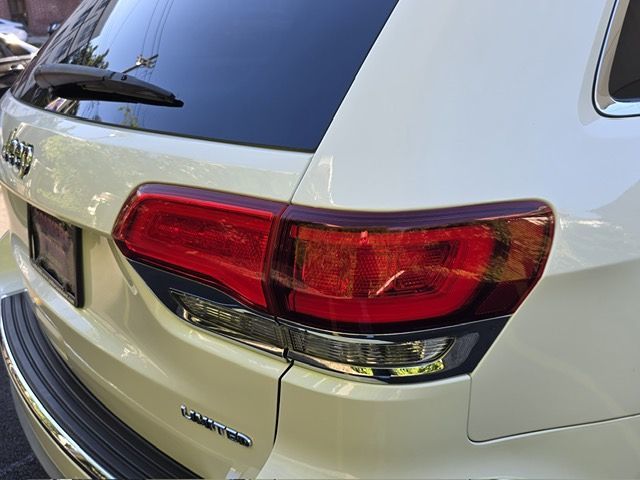 2021 Jeep Grand Cherokee Limited photo 15