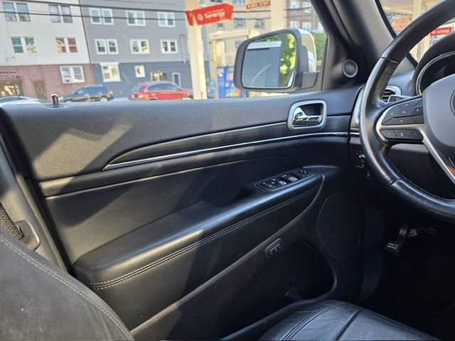 2021 Jeep Grand Cherokee Limited photo 23