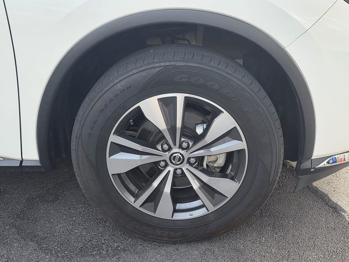 2022 Nissan Murano S photo 13
