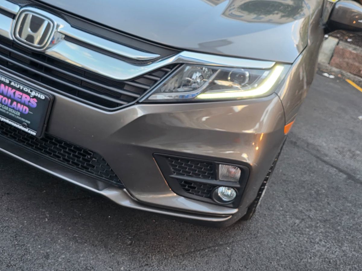 2018 Honda Odyssey EX-L photo 8