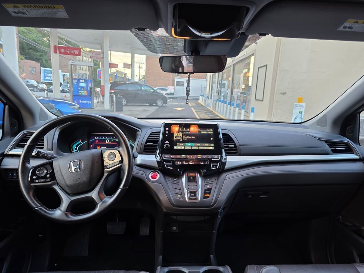 2018 Honda Odyssey EX-L photo 26