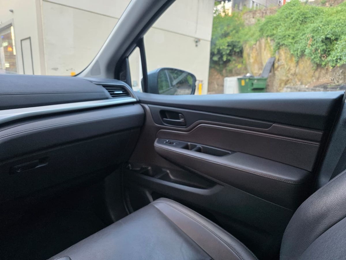 2018 Honda Odyssey EX-L photo 28