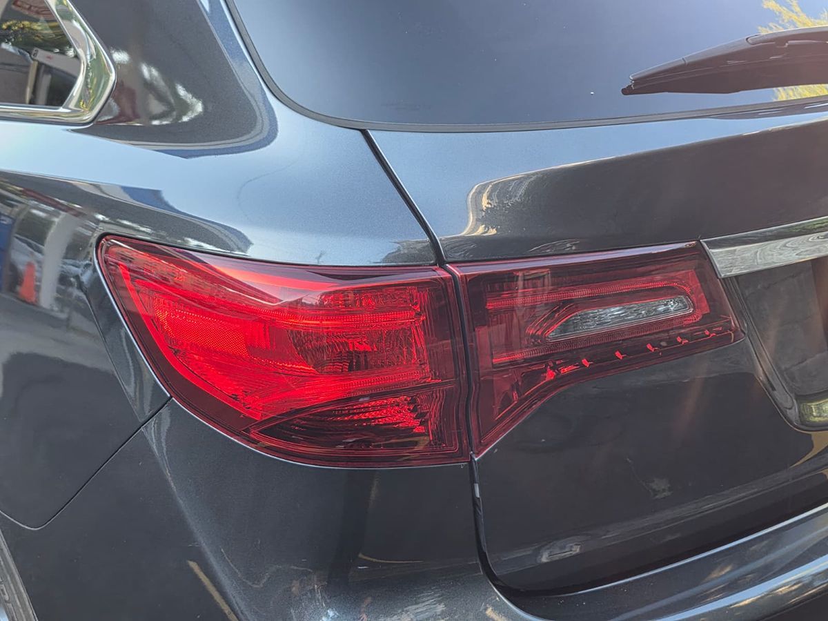 2014 Acura MDX SH-AWD photo 9