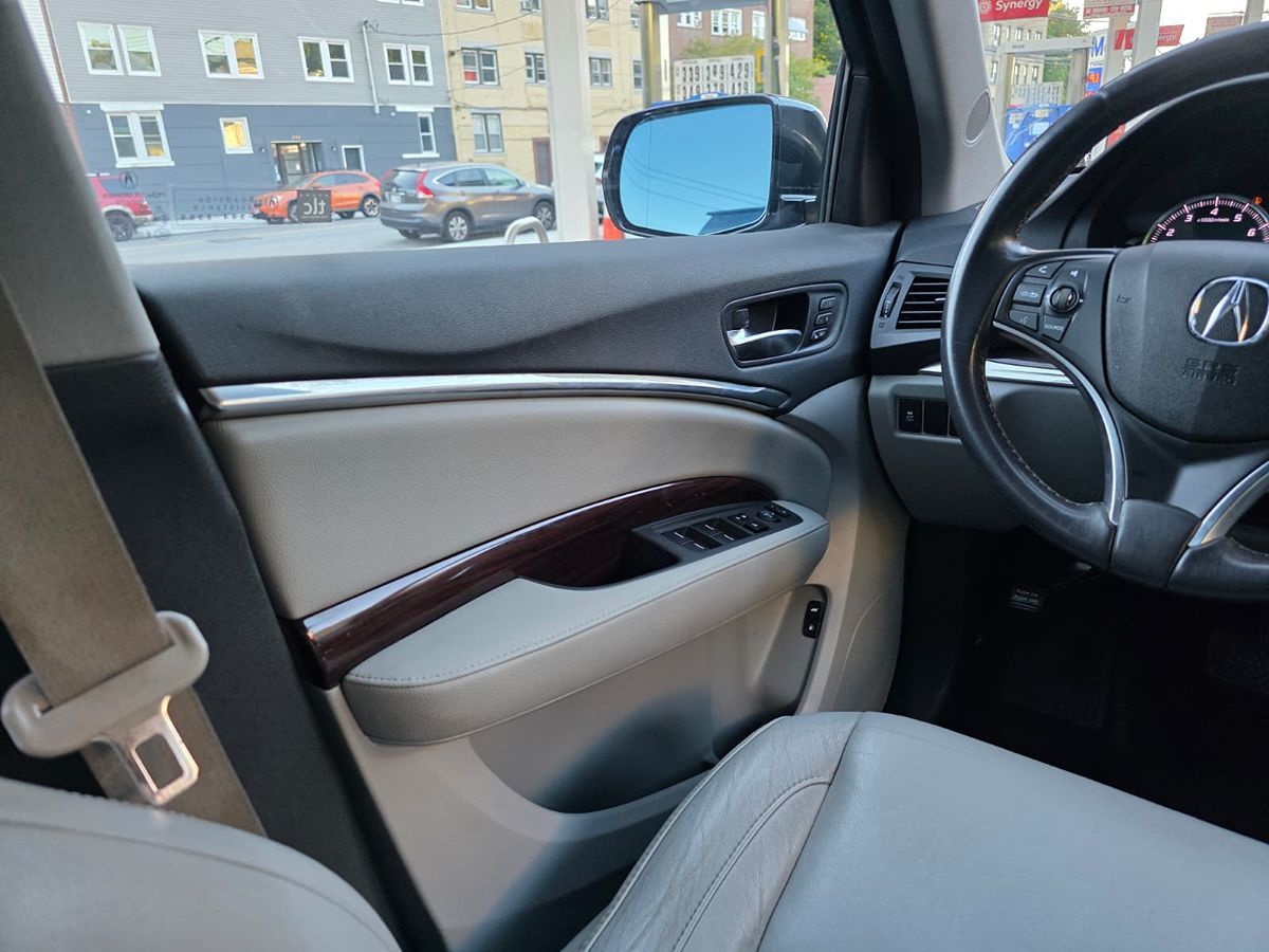 2014 Acura MDX SH-AWD photo 30