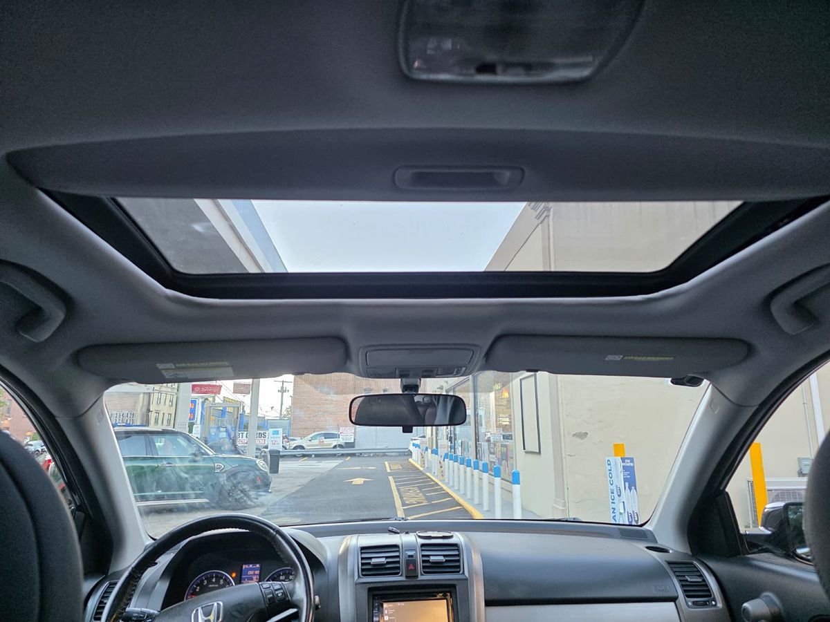 2010 Honda CR-V EX-L photo 26