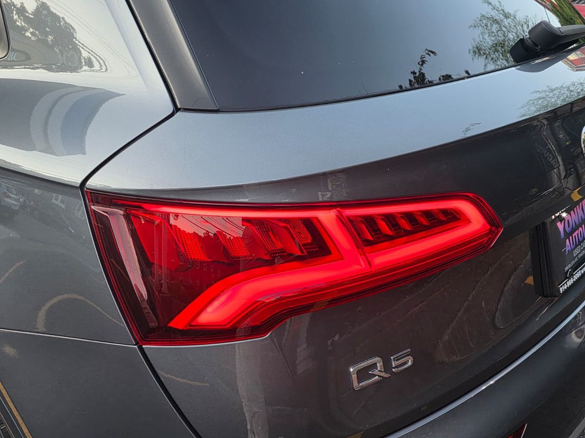 2018 Audi Q5 Premium photo 3