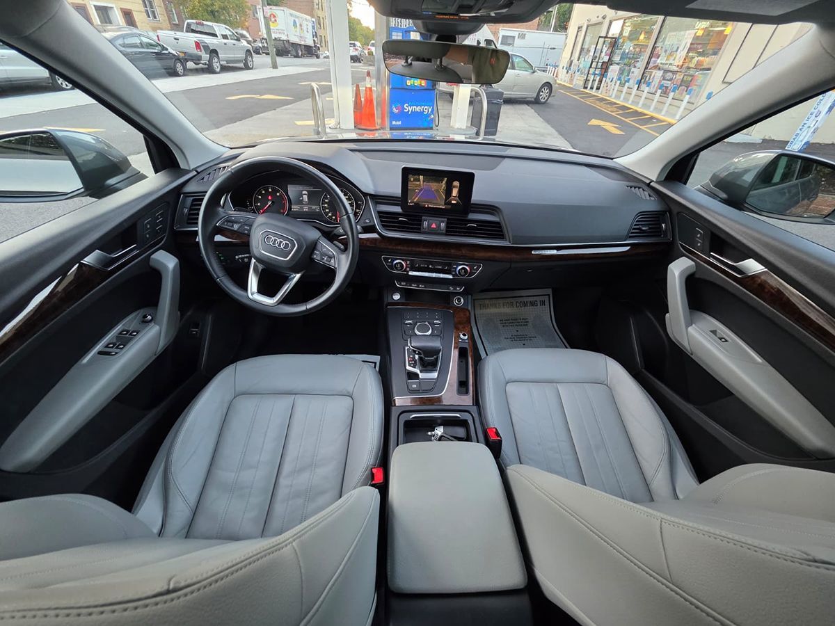 2018 Audi Q5 Premium photo 12