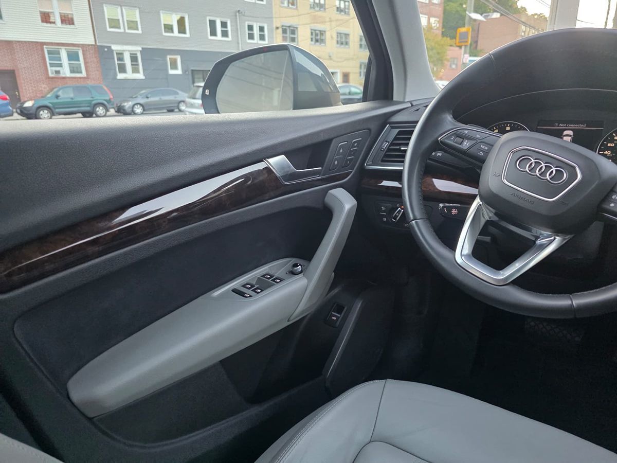 2018 Audi Q5 Premium photo 15