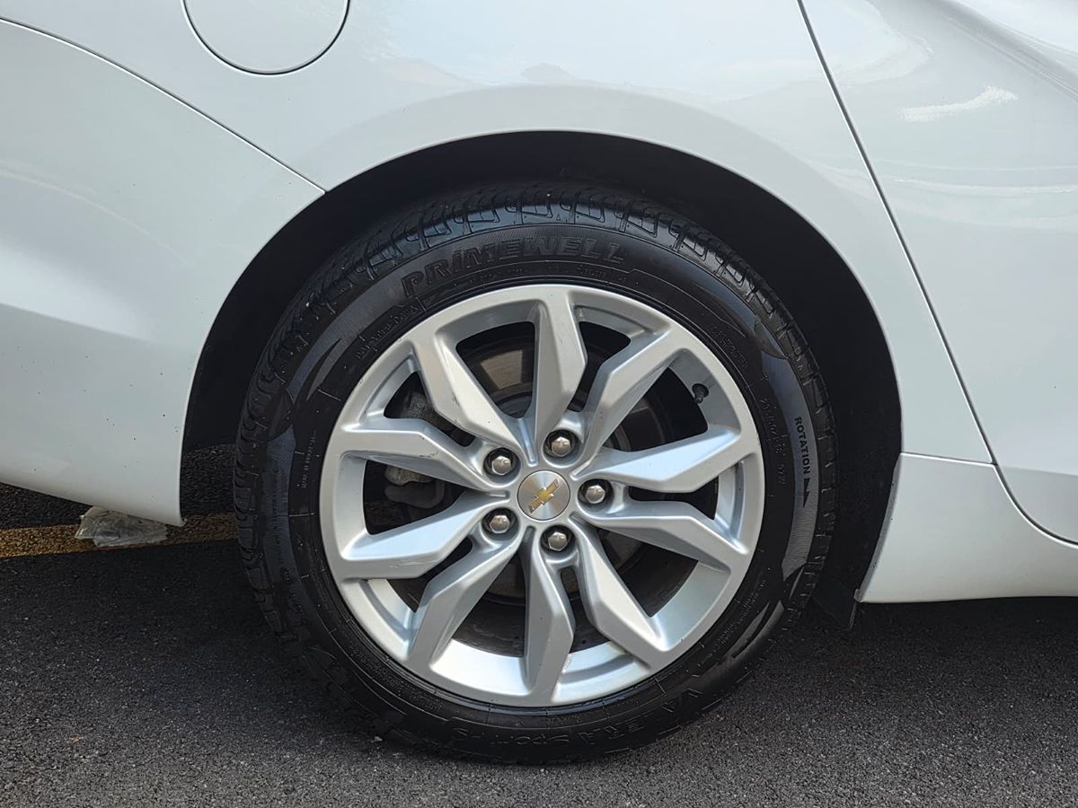 2016 Chevrolet Impala 1LT photo 15