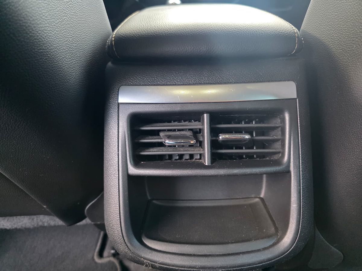 2016 Chevrolet Impala 1LT photo 21