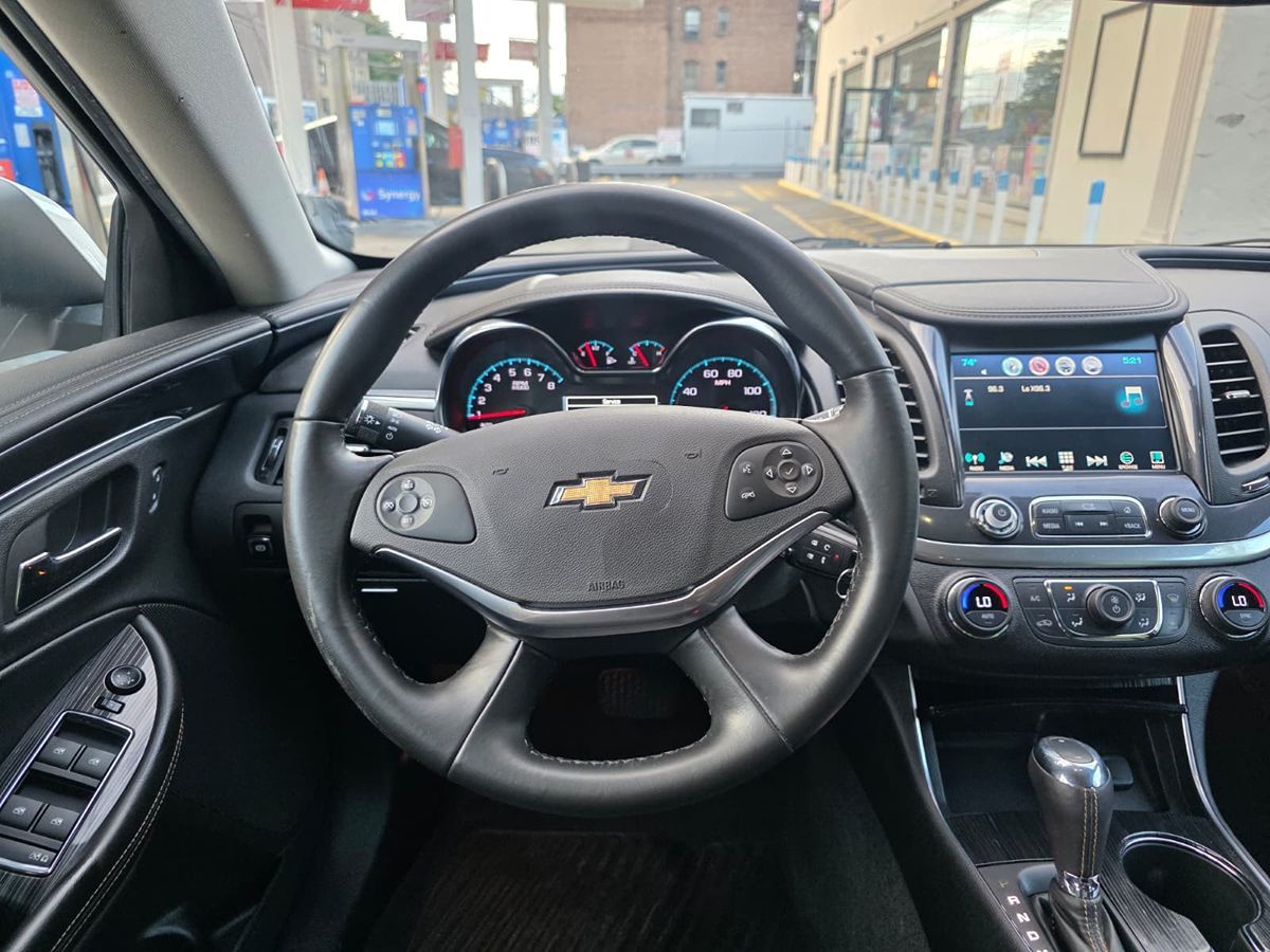 2016 Chevrolet Impala 1LT photo 26