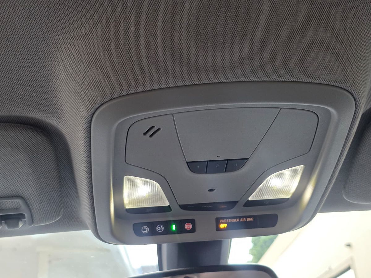 2016 Chevrolet Impala 1LT photo 29