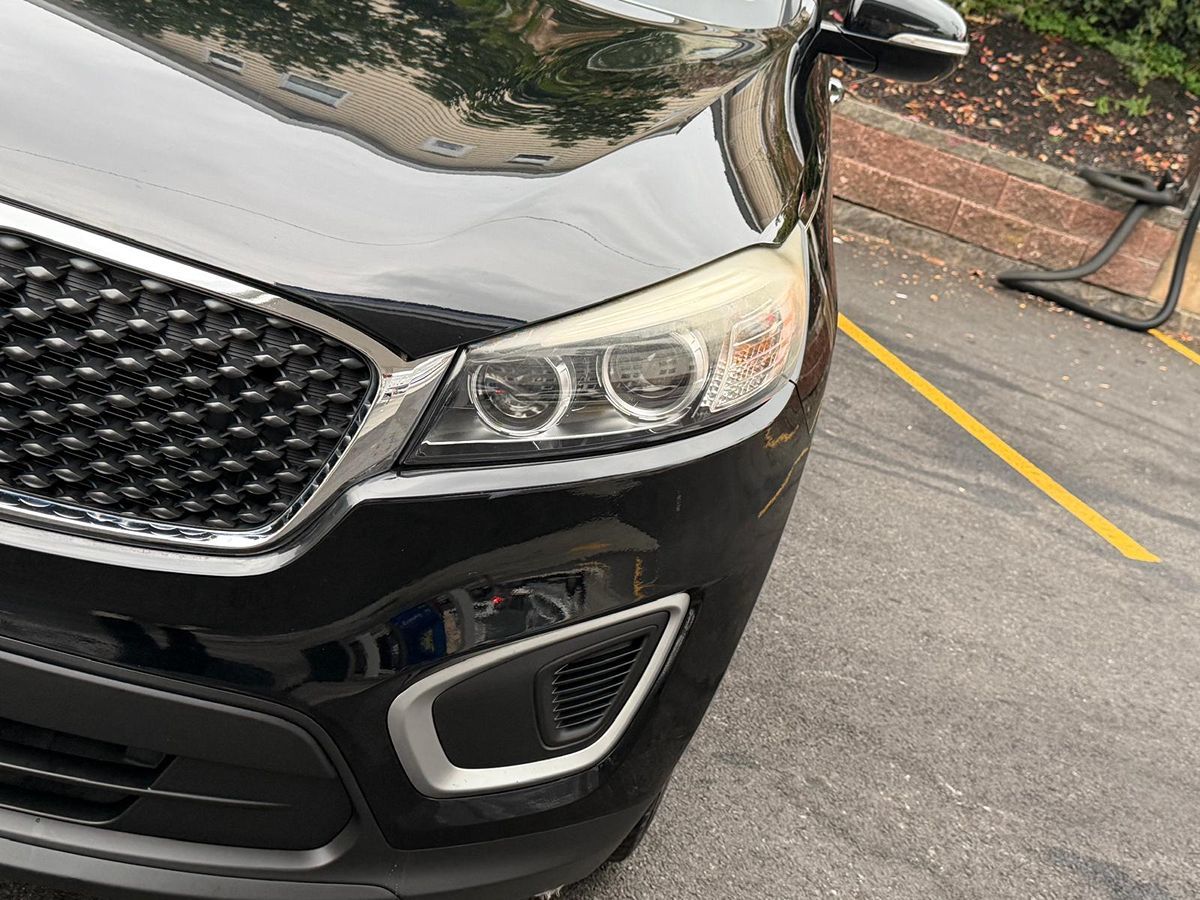 2016 Kia Sorento LX photo 8