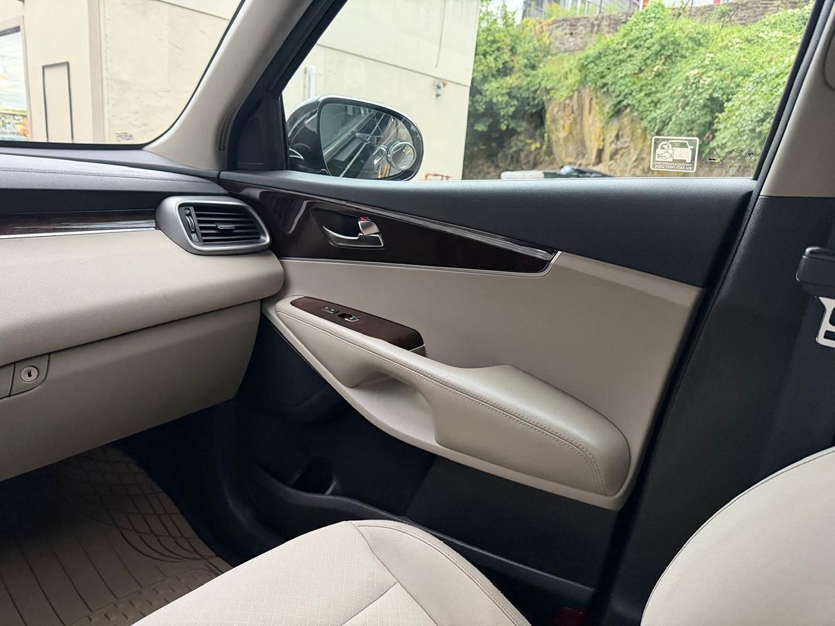 2016 Kia Sorento LX photo 23