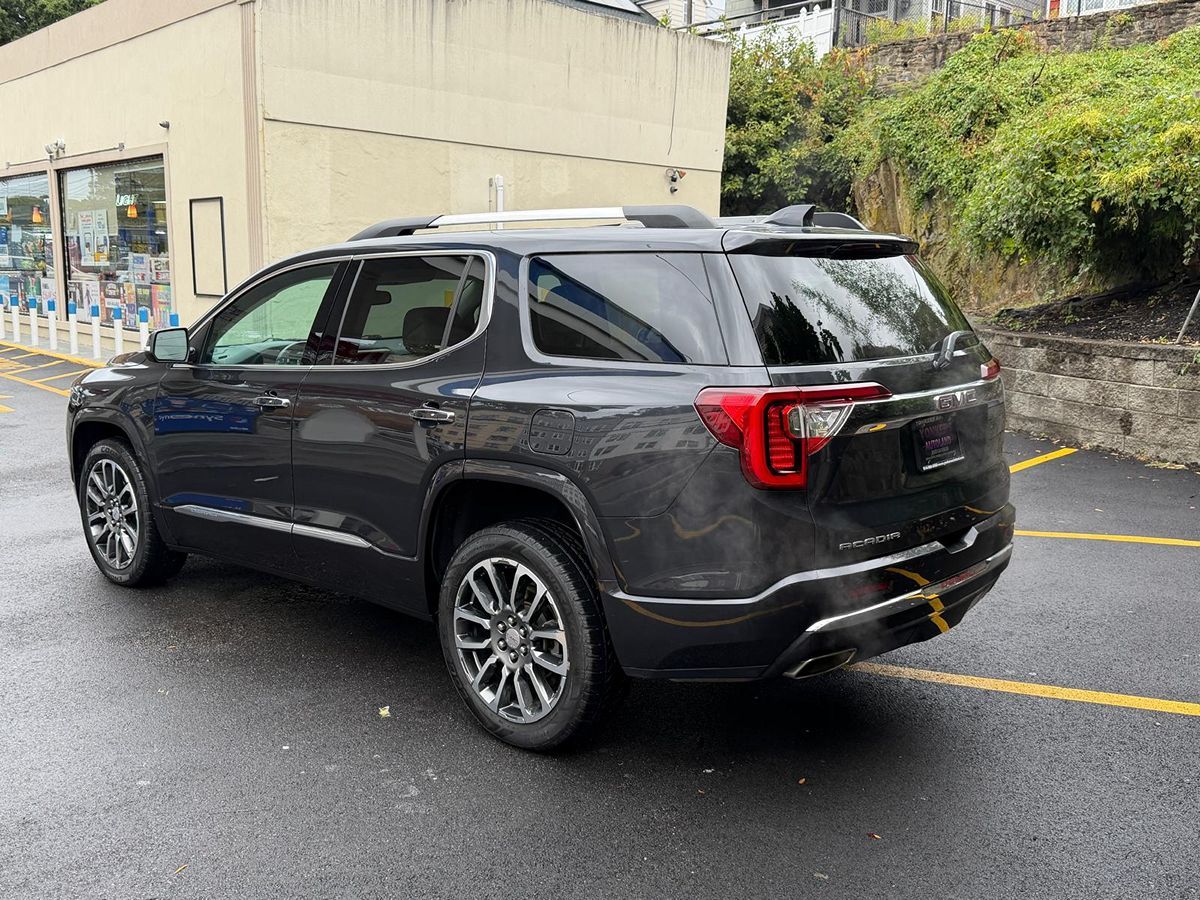 2020 Gmc Acadia Denali photo 2