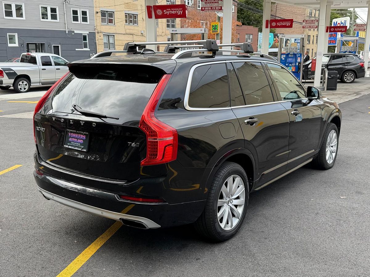 2017 Volvo XC90 Momentum photo 4