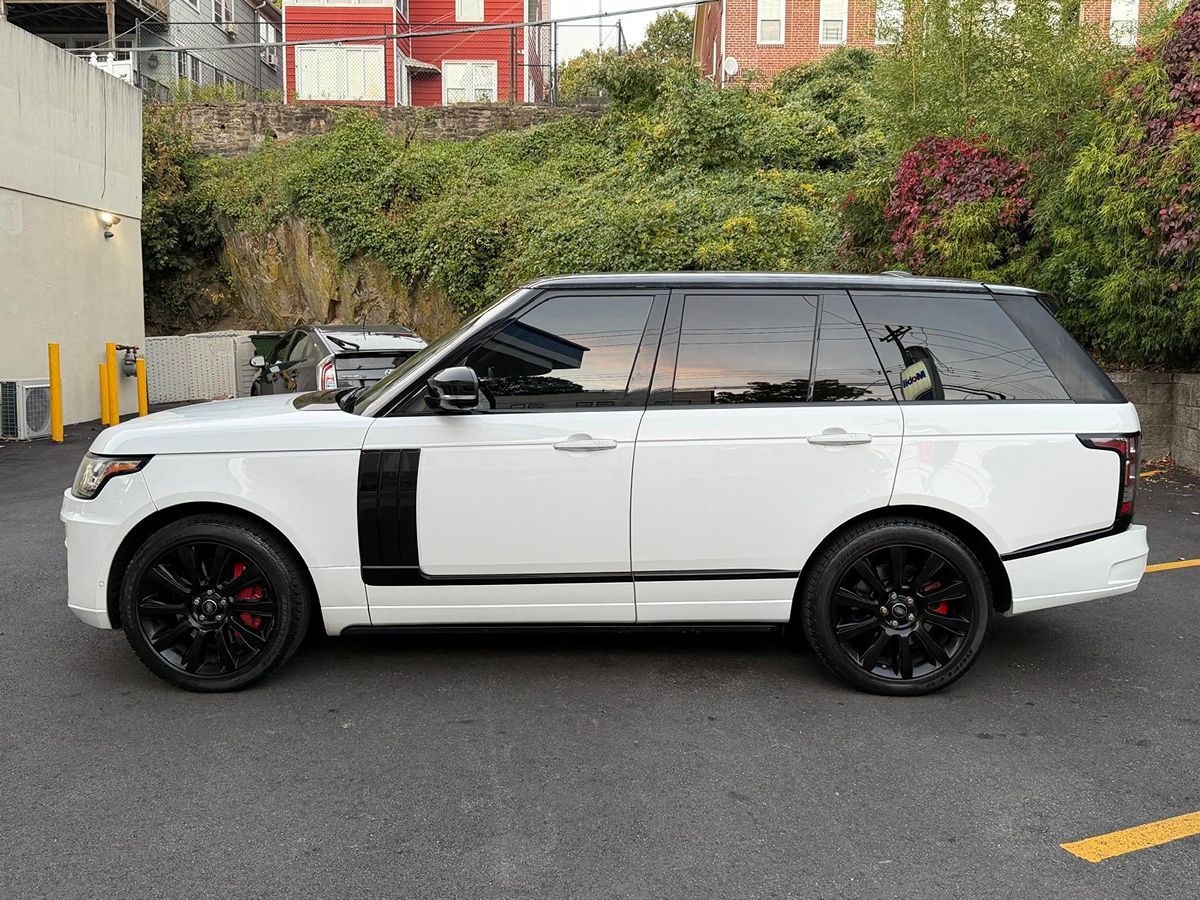 2014 Land Rover Range Rover SuperCharged Autobiography photo 2